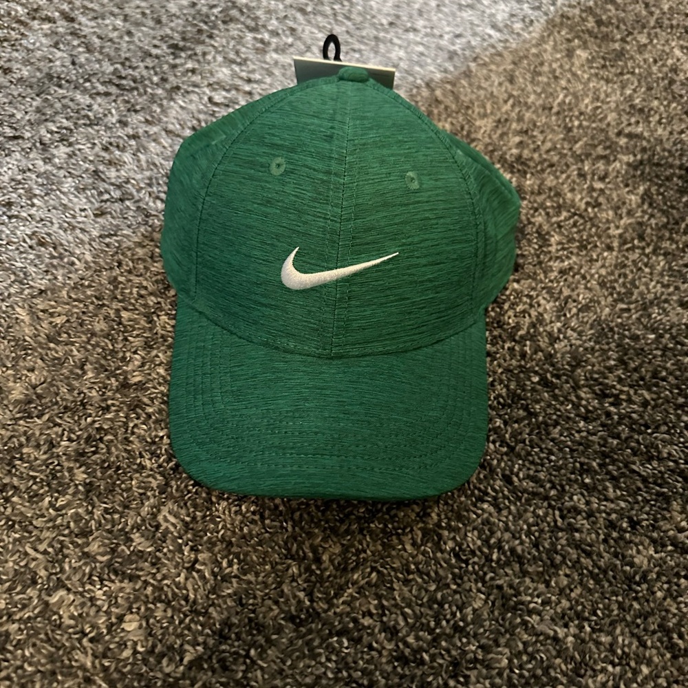 Nike Emerald Green Unisex Cap